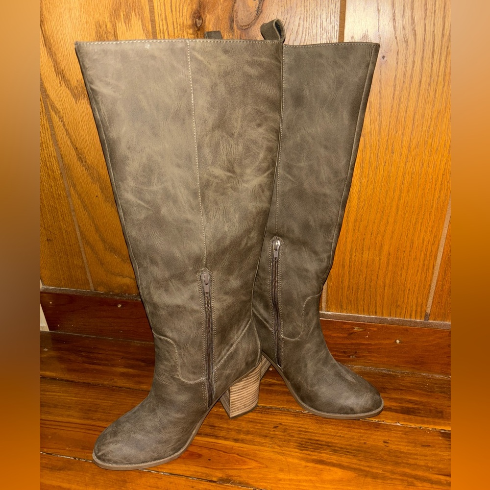 Madden Girl Boots